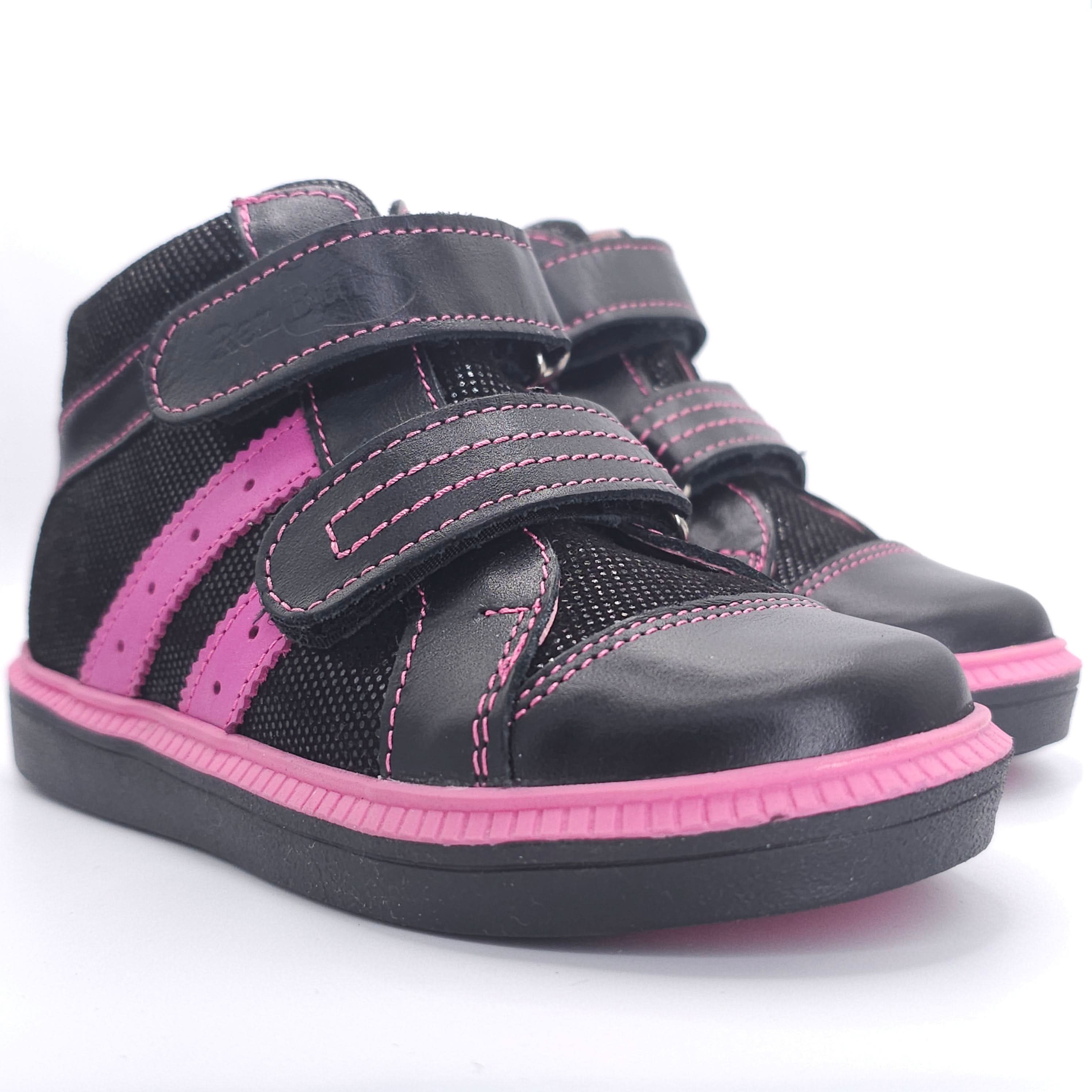 Girls Led Shoe In Black and Pink - Cover Baby LLC